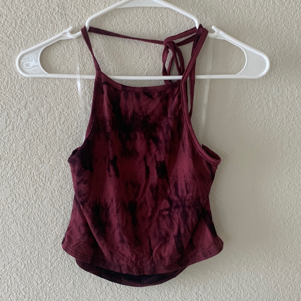 Full Tilt Halter Crop Top Size M NWT
Black/Burgundy Tie Dye